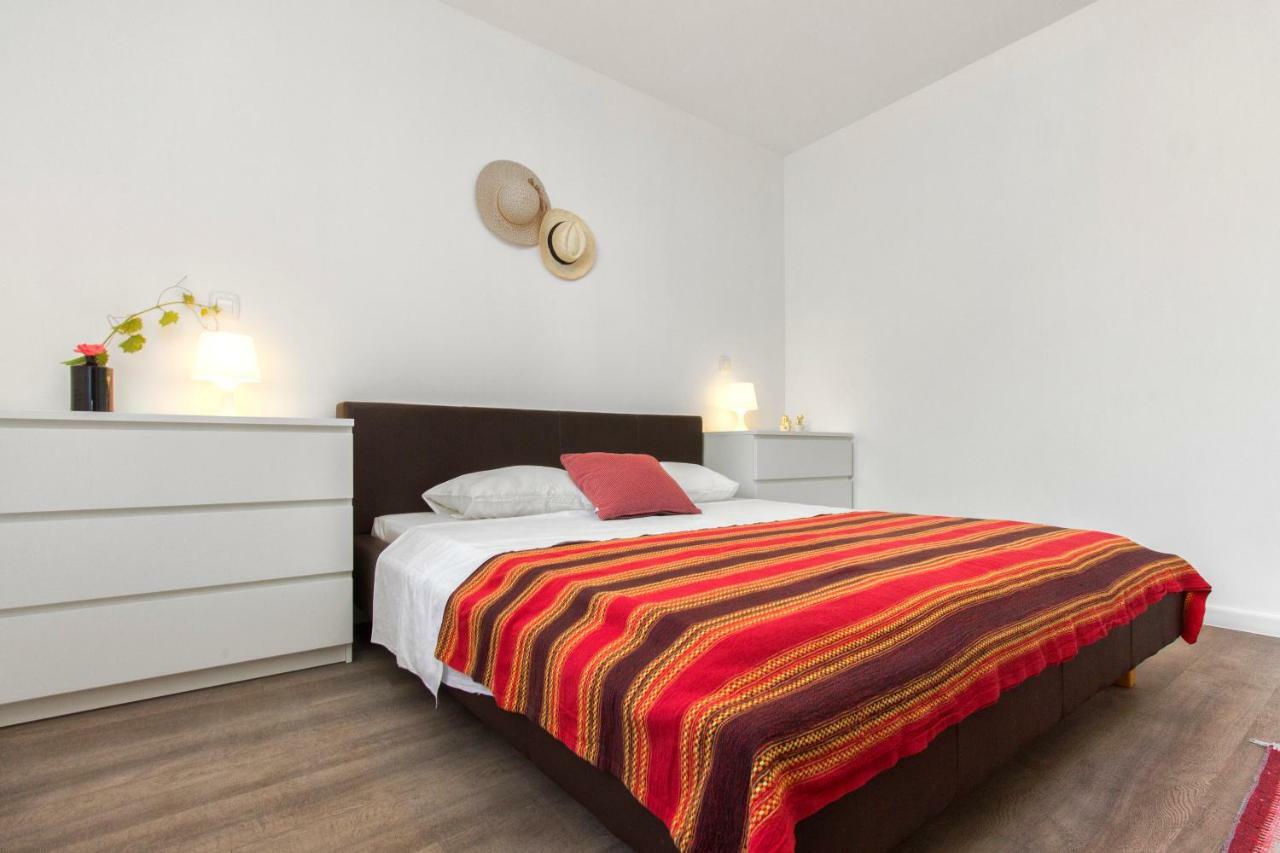 Apartmani Olivette Šibenik Exterior foto